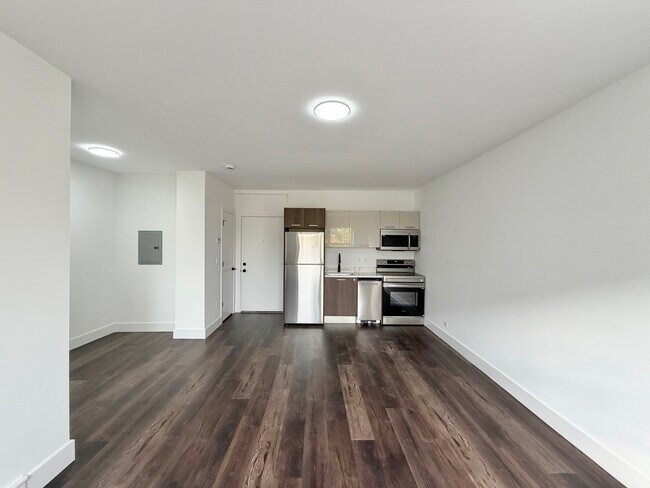 Photo - 5647 N Ashland Ave