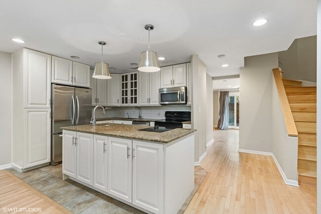 Photo - 1340 N La Salle Dr Unit 411