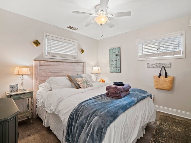 Photo - 6209 Oakwood Beach Dr Unit SI ID1593908P