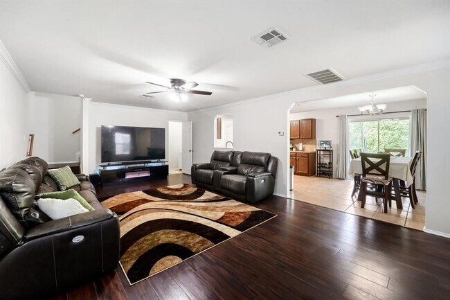Photo - 12420 Tay Terrace