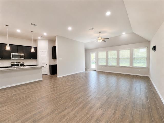Photo - 3720 Yarrow Drive