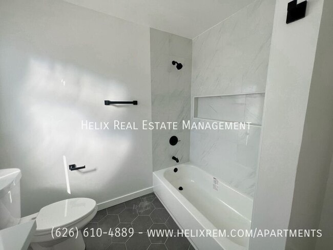 Photo - 1313 Huntington Dr Unit 3