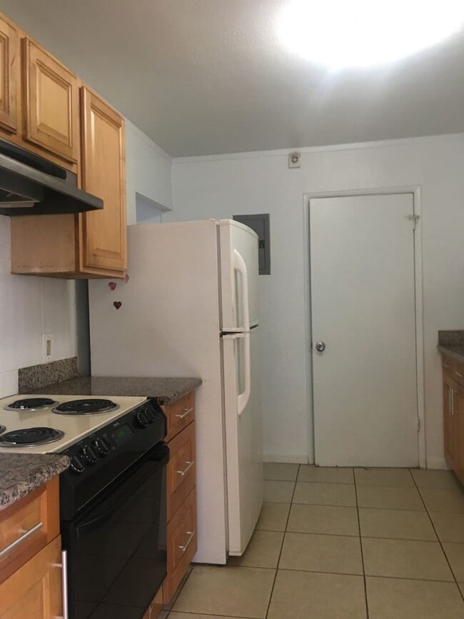 84-700 Farrington Hwy #A