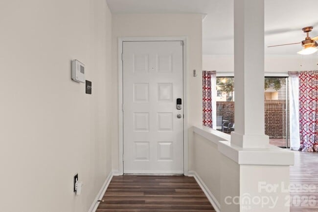 Photo - 212 W 10th St Unit 4