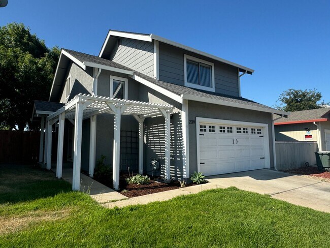 Building Photo - 239 Almondtree Ln
