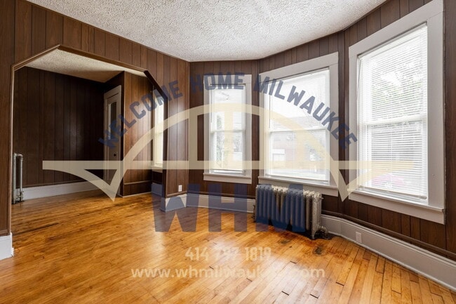 Photo - 2251 N 41st St