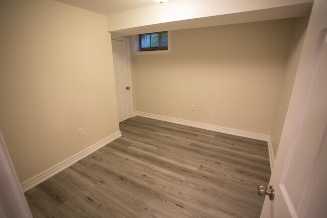 Photo - 76 Blakemanor Blvd Unit 2