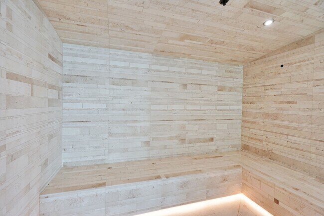 Photo - 3131 NE 7th Ave Unidad # 3101