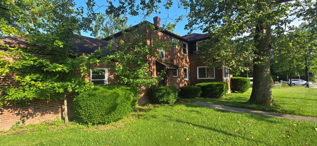Photo - 3982 Meadowbrook Blvd