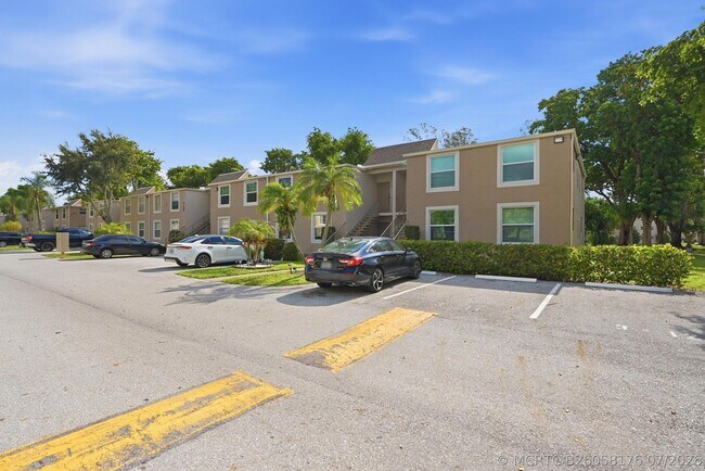 Photo - 950 NW 80th Ave Unit 204