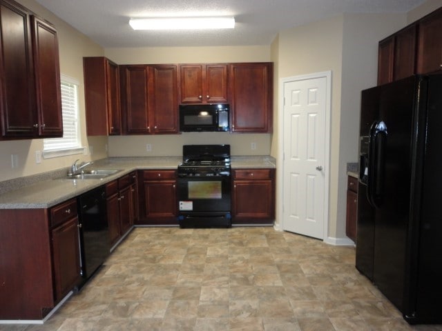 Photo - 4907 Wewatta St SW