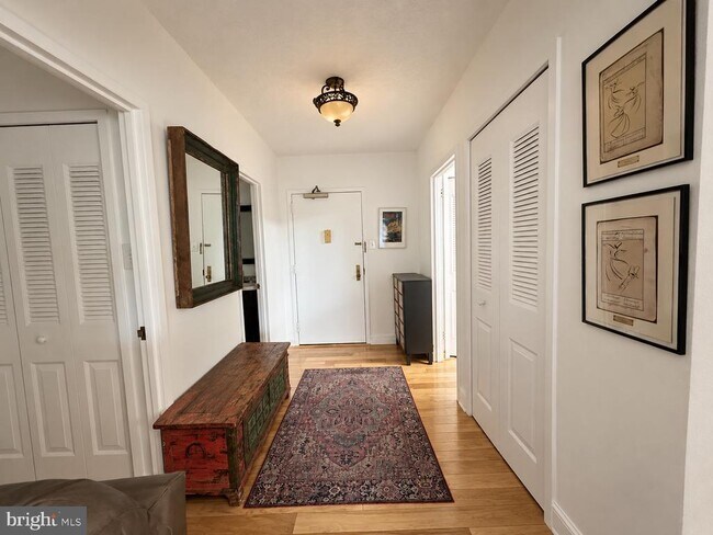 3701 S George Mason Dr Unit 511N