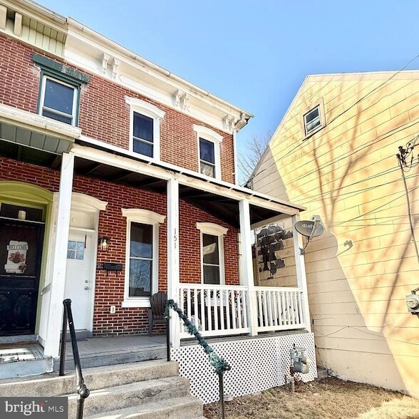 Photo - 151 Hall St Townhome