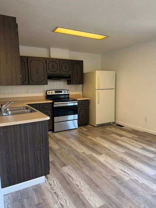 Photo - 915 Belle Valley Dr