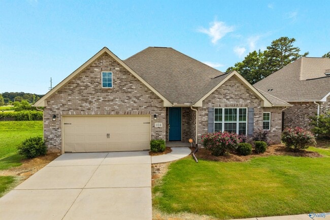 Building Photo - 104 Erskin Parcus Dr