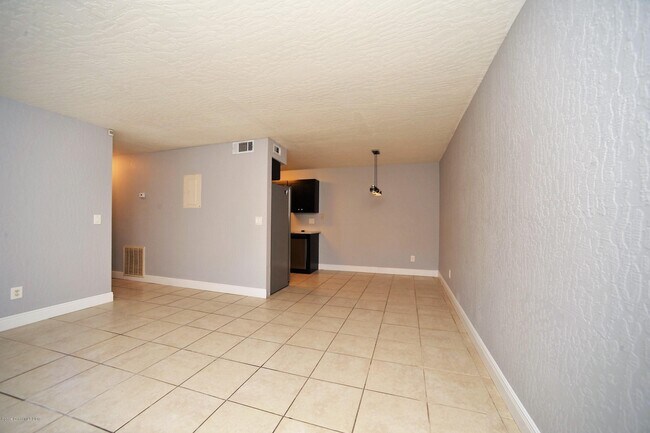 Photo - 2100 Forest Knoll Dr NE Unit 101