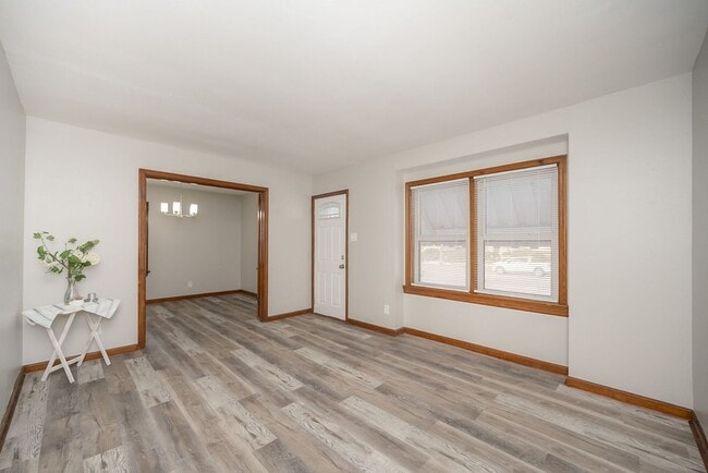 Photo - 10446 St Charles Rock Rd