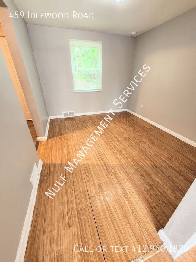 Photo - 459 Idlewood Rd