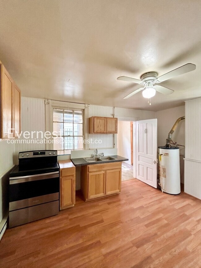 Photo - 1204 N 20th St Unit Apt 1