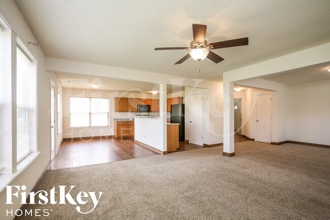 Photo - 5555 Wild Horse Dr