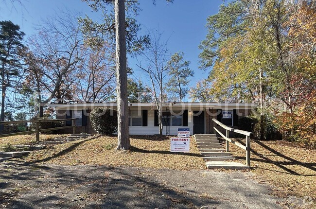 Building Photo - 14 Loquat Ct Unit A Rental