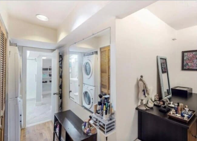 Photo - 53 Grove St Unit B