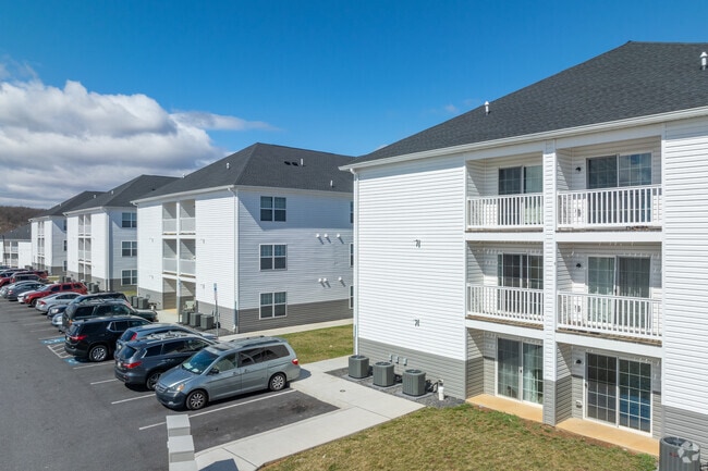 Creekside Apartments