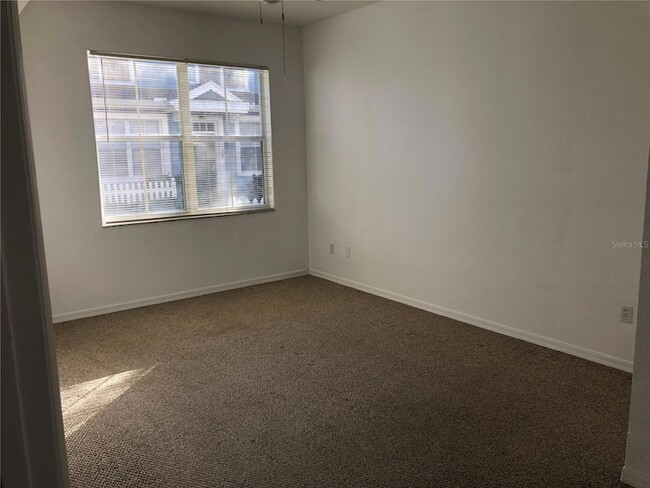 Photo - 4004 Venetian Bay Dr