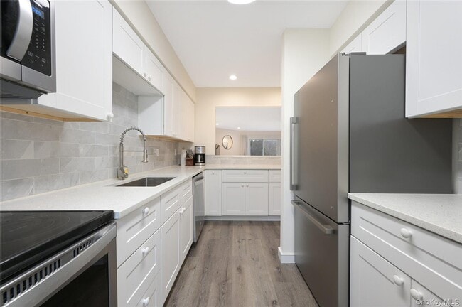 Photo - 34 Montauk Hwy