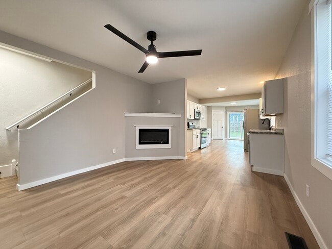 Photo - 314 4th St N