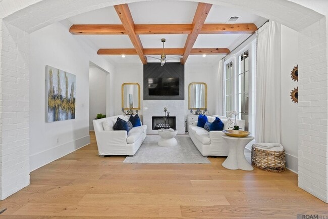 Photo - 3317 Pointe-Marie Dr