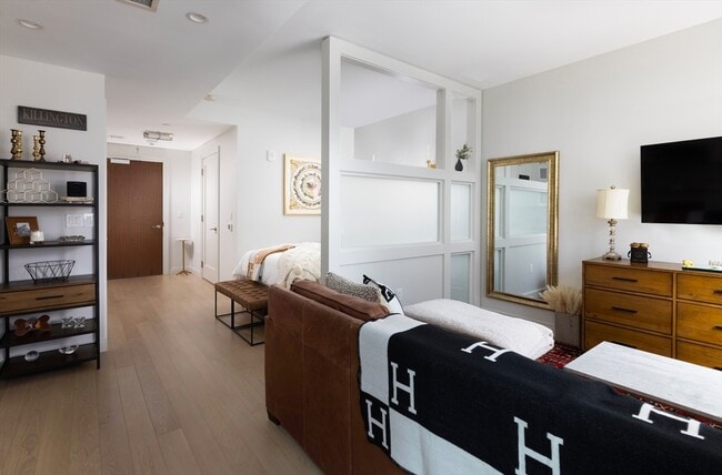 Photo - 135 Seaport Blvd Unit 1612