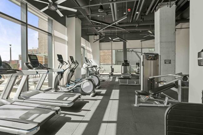 Photo - 2118 S Wabash Ave