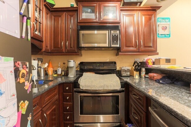 Photo - 106 E Brookline St Unit 1