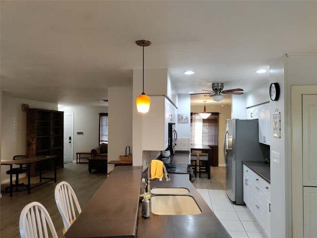 Photo - 77 Cardinal Dr