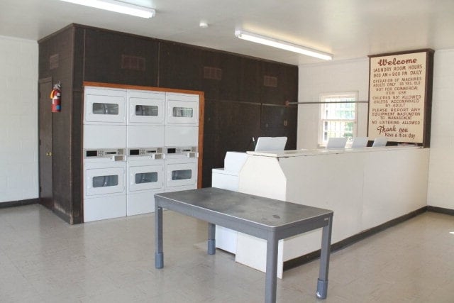 Photo - Evergreen Apartments