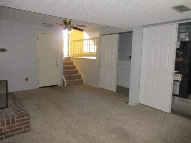 Photo - 3333 Chetwood Pl