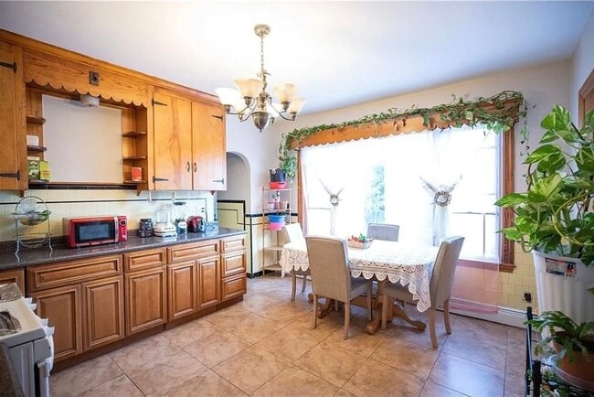 Building Photo - 184 Webster Ave Unit Apt2