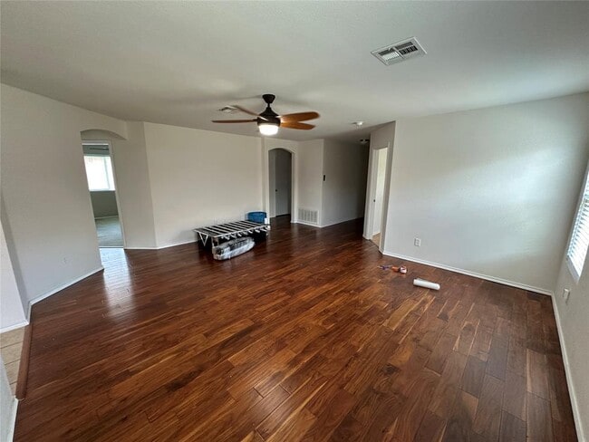 Photo - 705 Morgan Dr