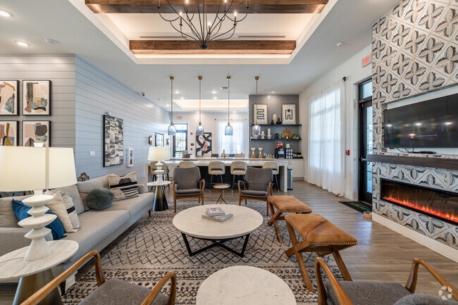 Clubhouse Lounge - Parkside at Punta Gorda