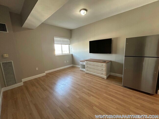 Photo - 312 Shirley St Unit 308