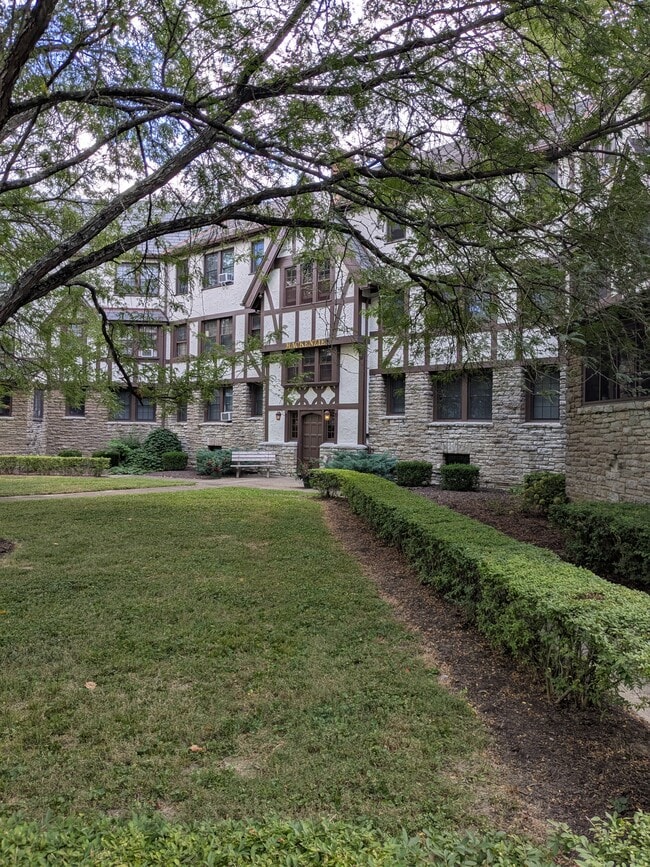 Photo - 3940 Beech St Unit 1