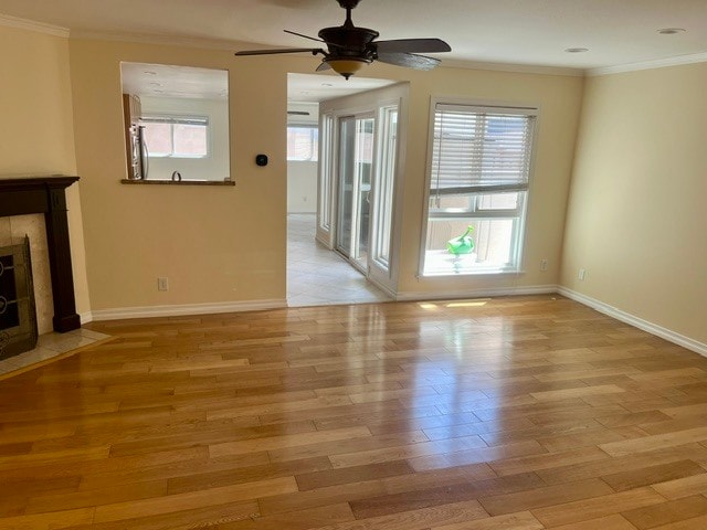 Living Room - 918 21st St