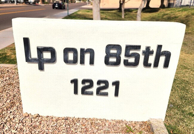 STUNNING ONE BEDROOM TOWNHOUSE SOUTH SCOTT... - STUNNING ONE BEDROOM TOWNHOUSE SOUTH SCOTT... Unidad 101