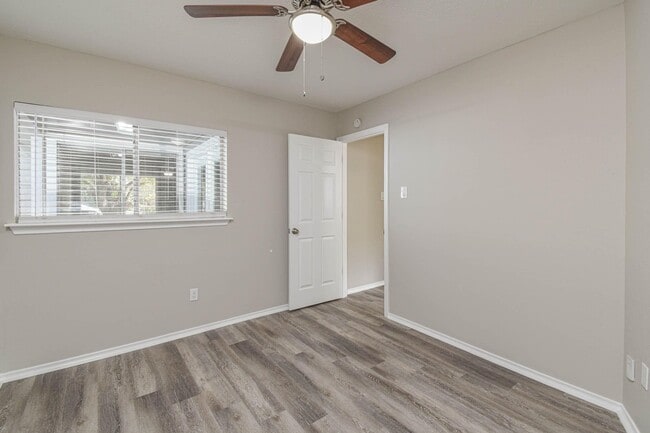 Photo - 13126 Townwood Dr