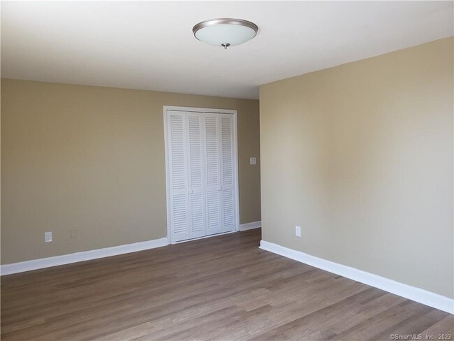 20 Ave Apartment Unit 2 Waterbury, CT