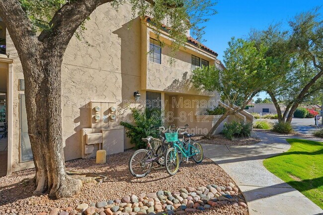 Photo - 9707 E Mountain View Rd Unidad 1446