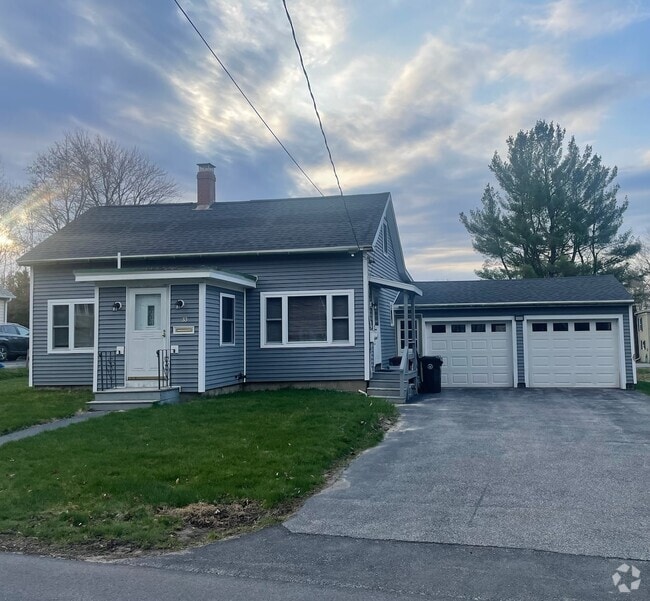 2 Bedroom Apartments for Rent in Saco, ME