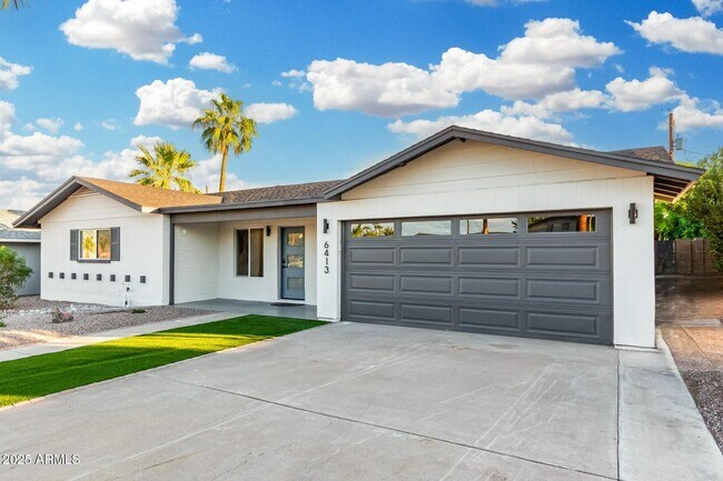 Photo - 6413 E Holly St