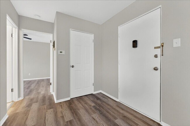 Photo - G-Unit Unit 3530-G